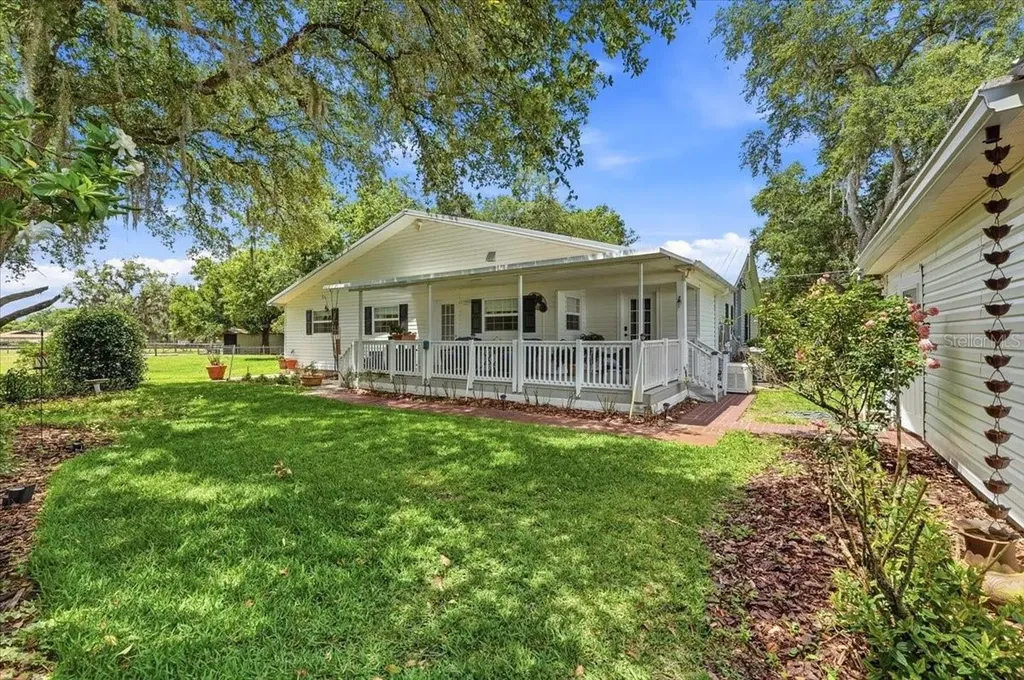 2910 Fritzke Road Dover FL 33527