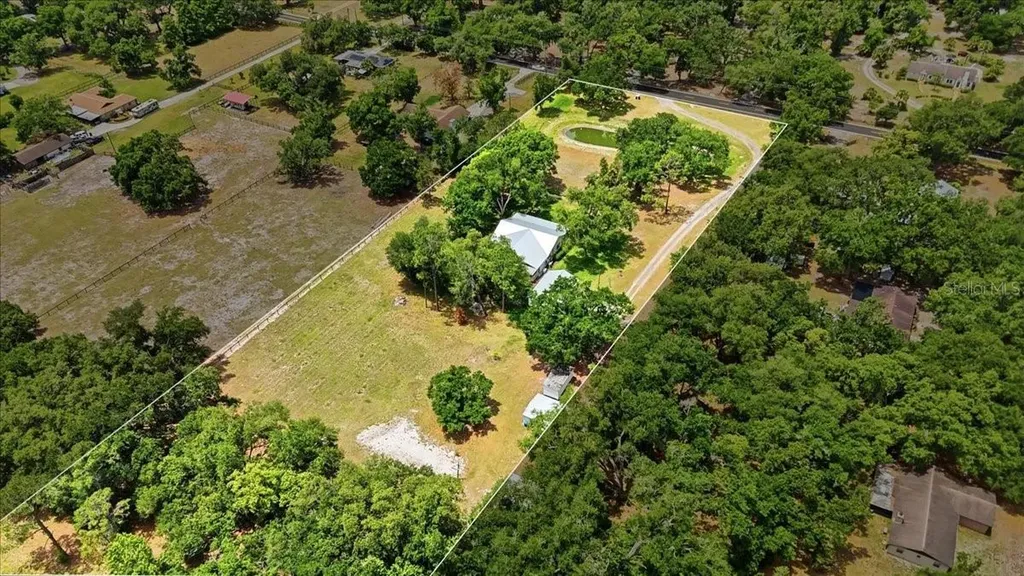 2910 Fritzke Road Dover FL 33527