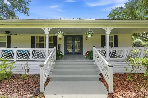 2910 Fritzke Road Dover FL 33527