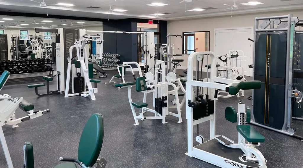 3569 Longmeadow Sarasota FL 34235