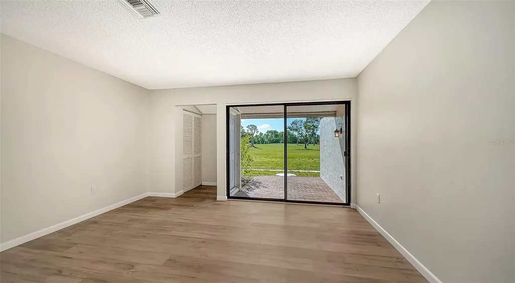 3569 Longmeadow Sarasota FL 34235
