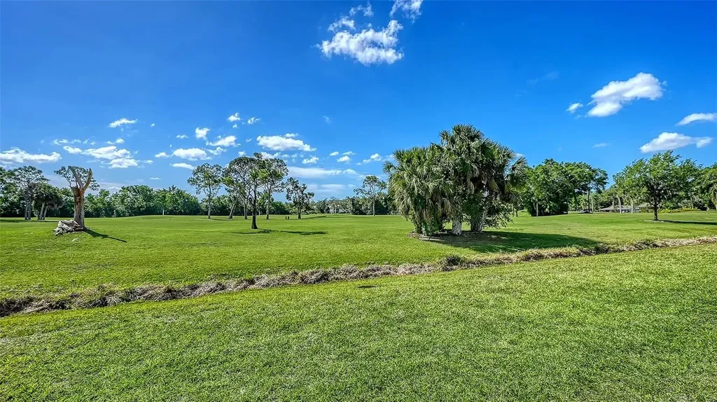 3569 Longmeadow Sarasota FL 34235
