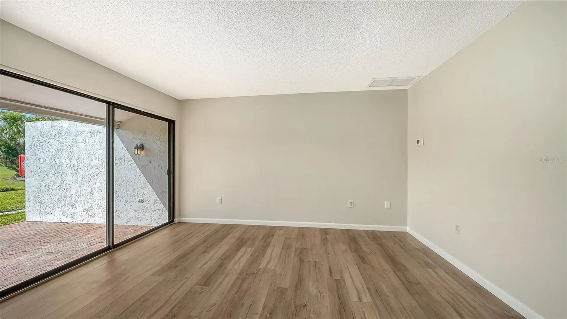 3569 Longmeadow Sarasota FL 34235