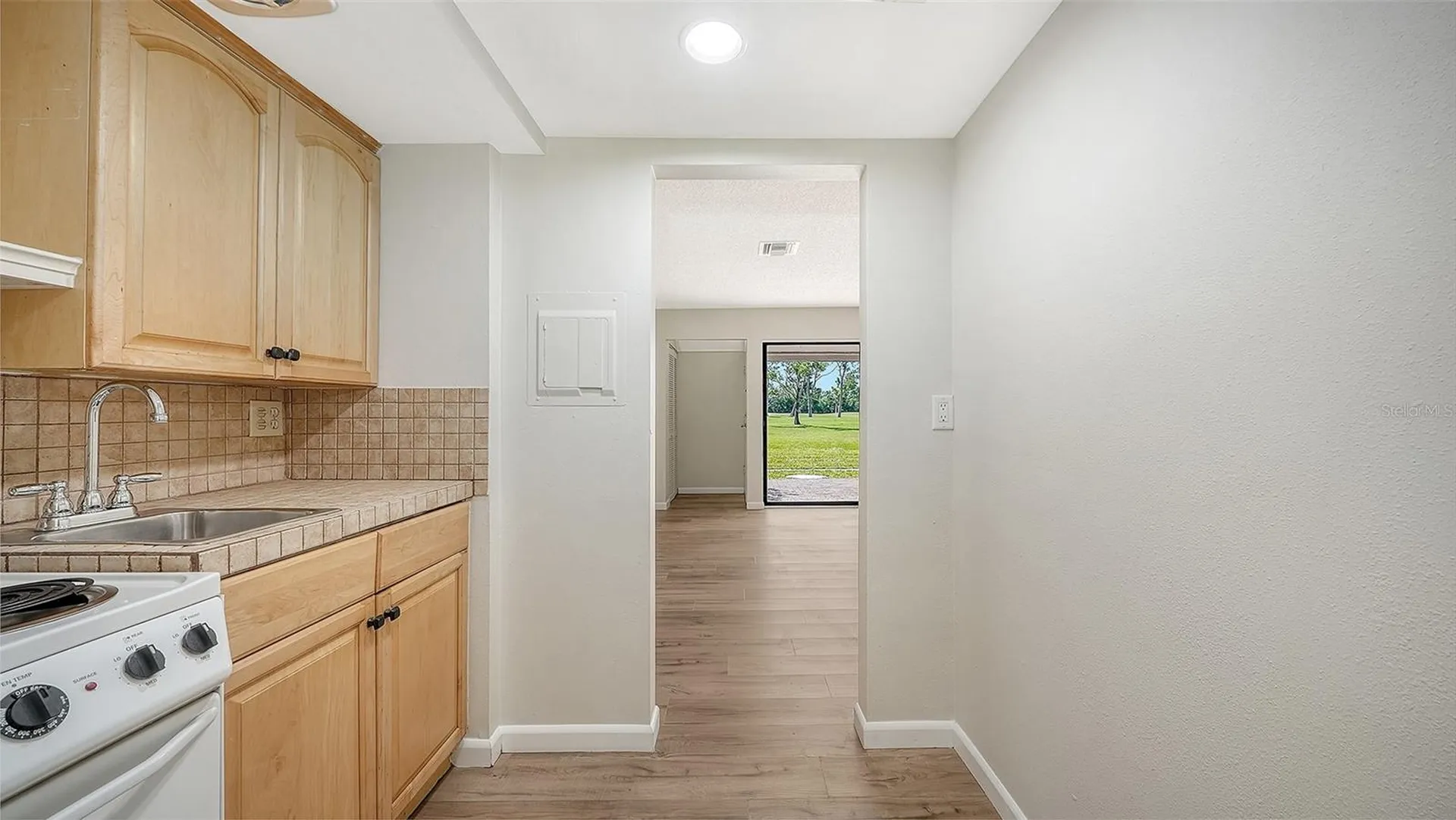 3569 Longmeadow Sarasota FL 34235