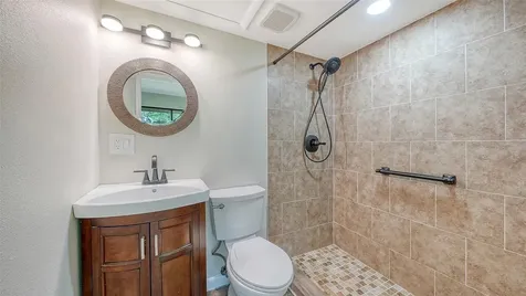 3569 Longmeadow Sarasota FL 34235