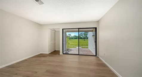 3569 Longmeadow Sarasota FL 34235