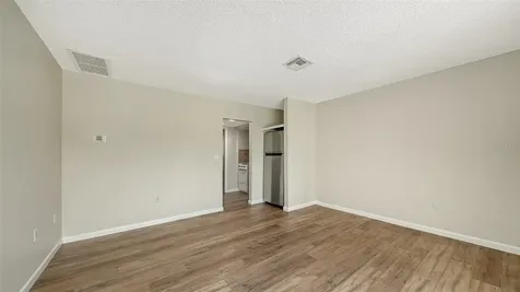 3569 Longmeadow Sarasota FL 34235