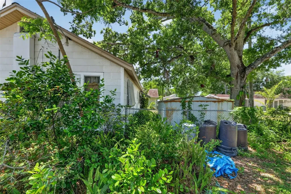 1302 22nd Street W Bradenton FL 34205