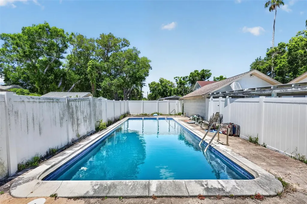 1302 22nd Street W Bradenton FL 34205