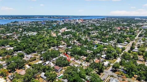 1302 22nd Street W Bradenton FL 34205