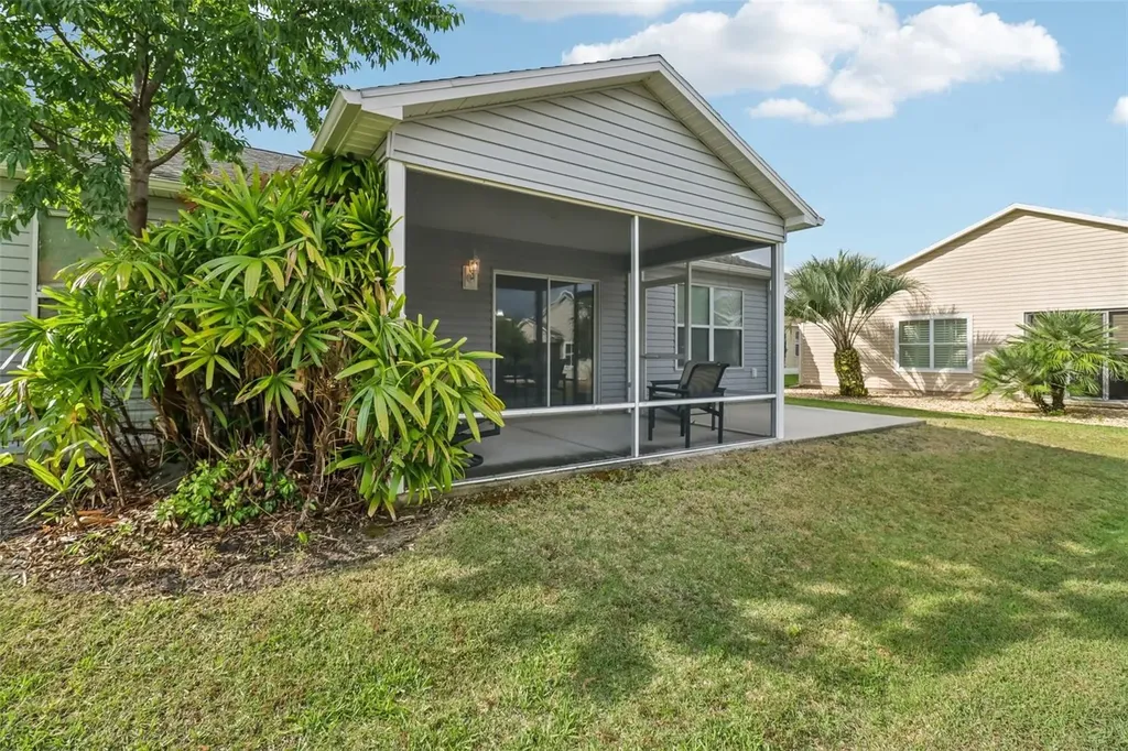2408 Carriage Hill Way The Villages FL 32162