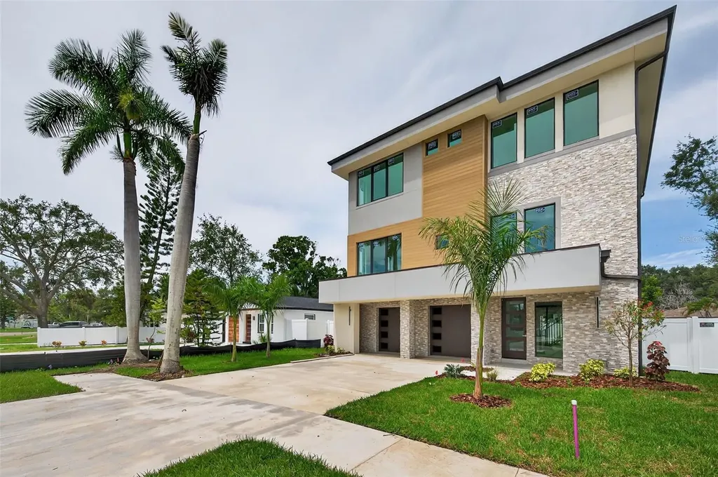 1935 Shore Acres Boulevard NE St Petersburg FL 33703