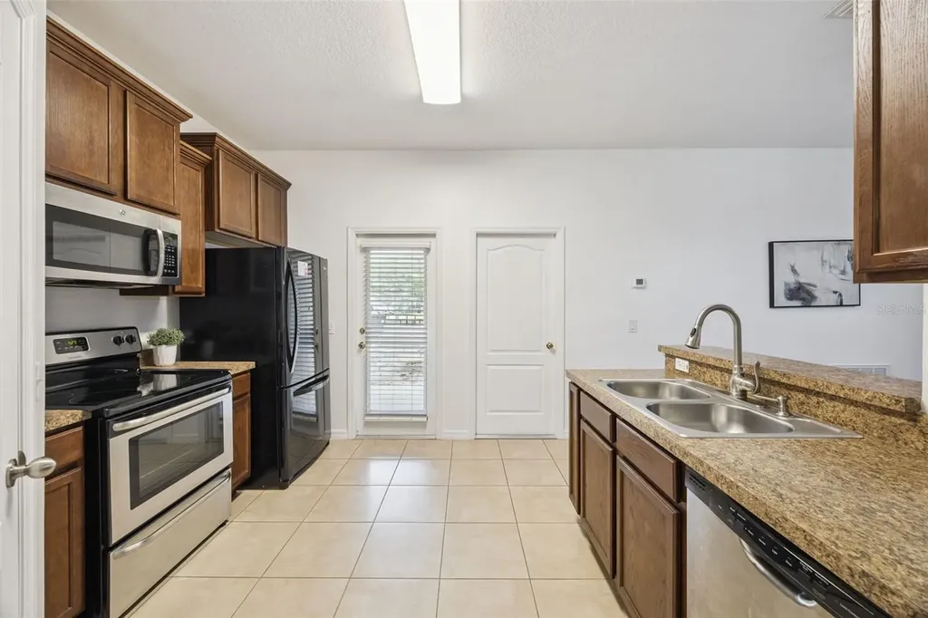 1732 Buckeye Falls Way Orlando FL 32824