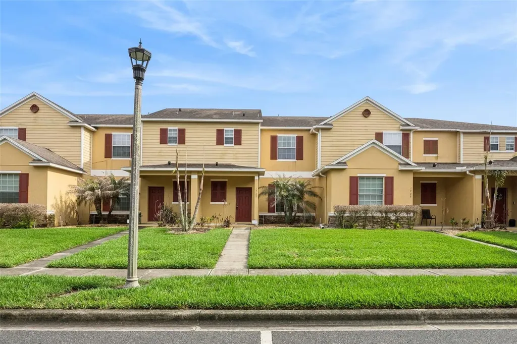 1732 Buckeye Falls Way Orlando FL 32824