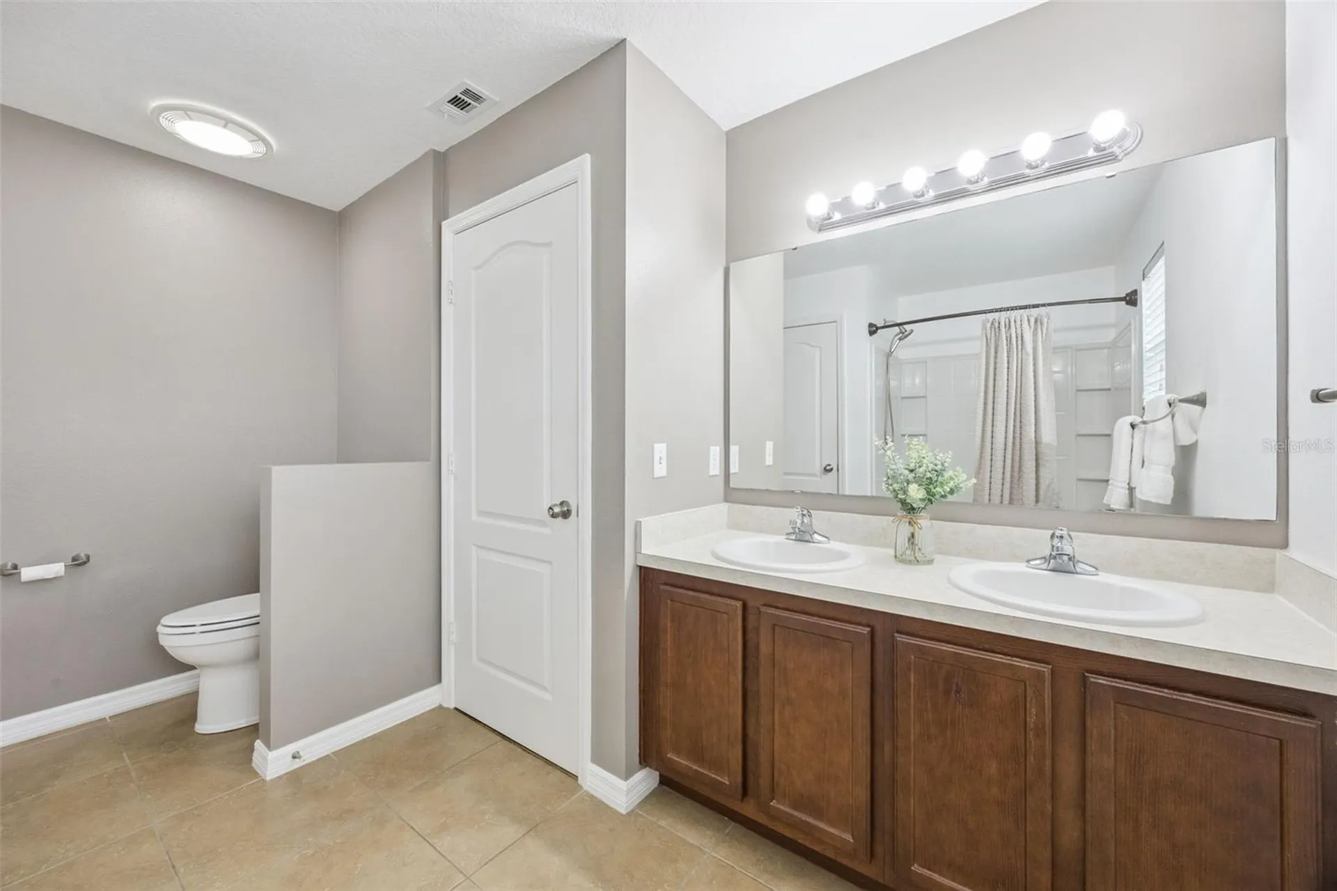 1732 Buckeye Falls Way Orlando FL 32824
