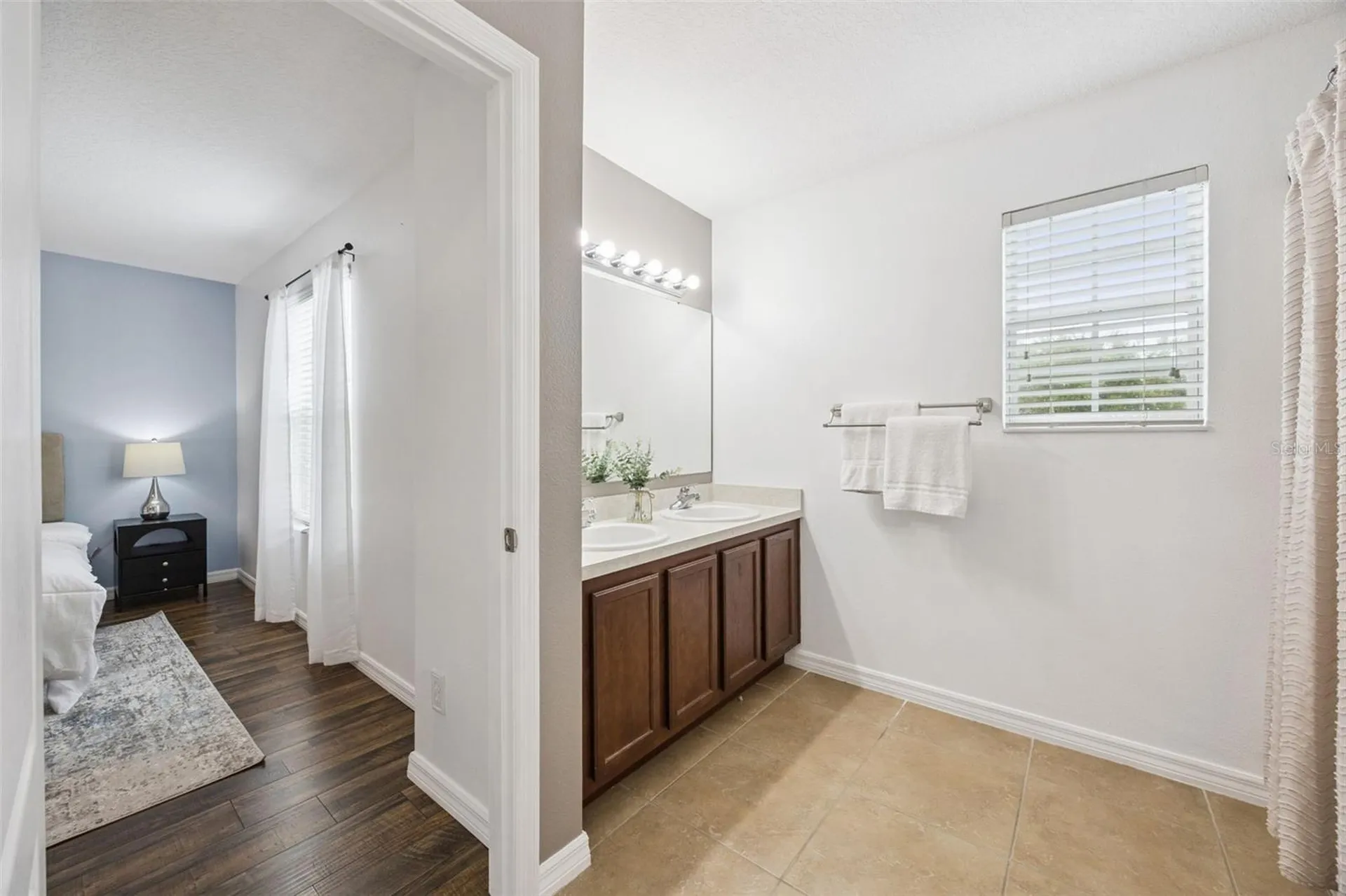 1732 Buckeye Falls Way Orlando FL 32824