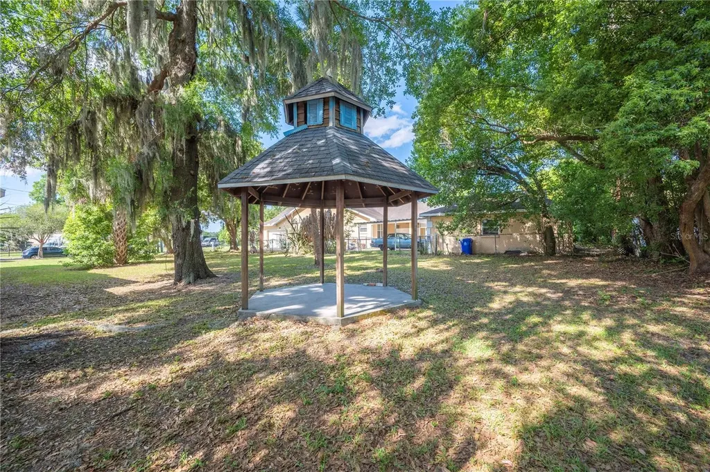 1017 W Greenwood Street Lakeland FL 33815