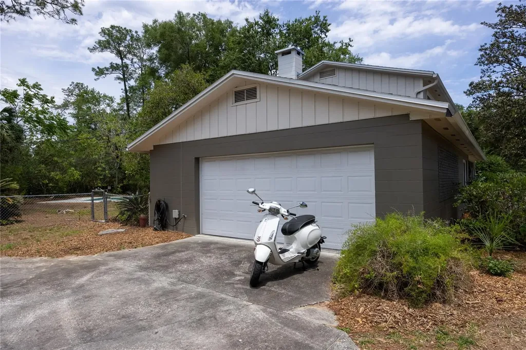 4830 NW 15th Place Gainesville FL 32605