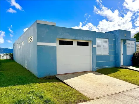 Calle Orquidea Urb. Alturas De Terralinda Yabucoa PR 00767