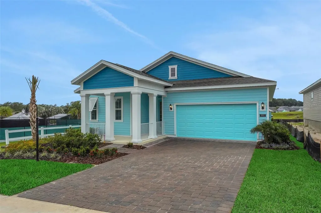 1001 Fiesta Key Circle Lady Lake FL 32159