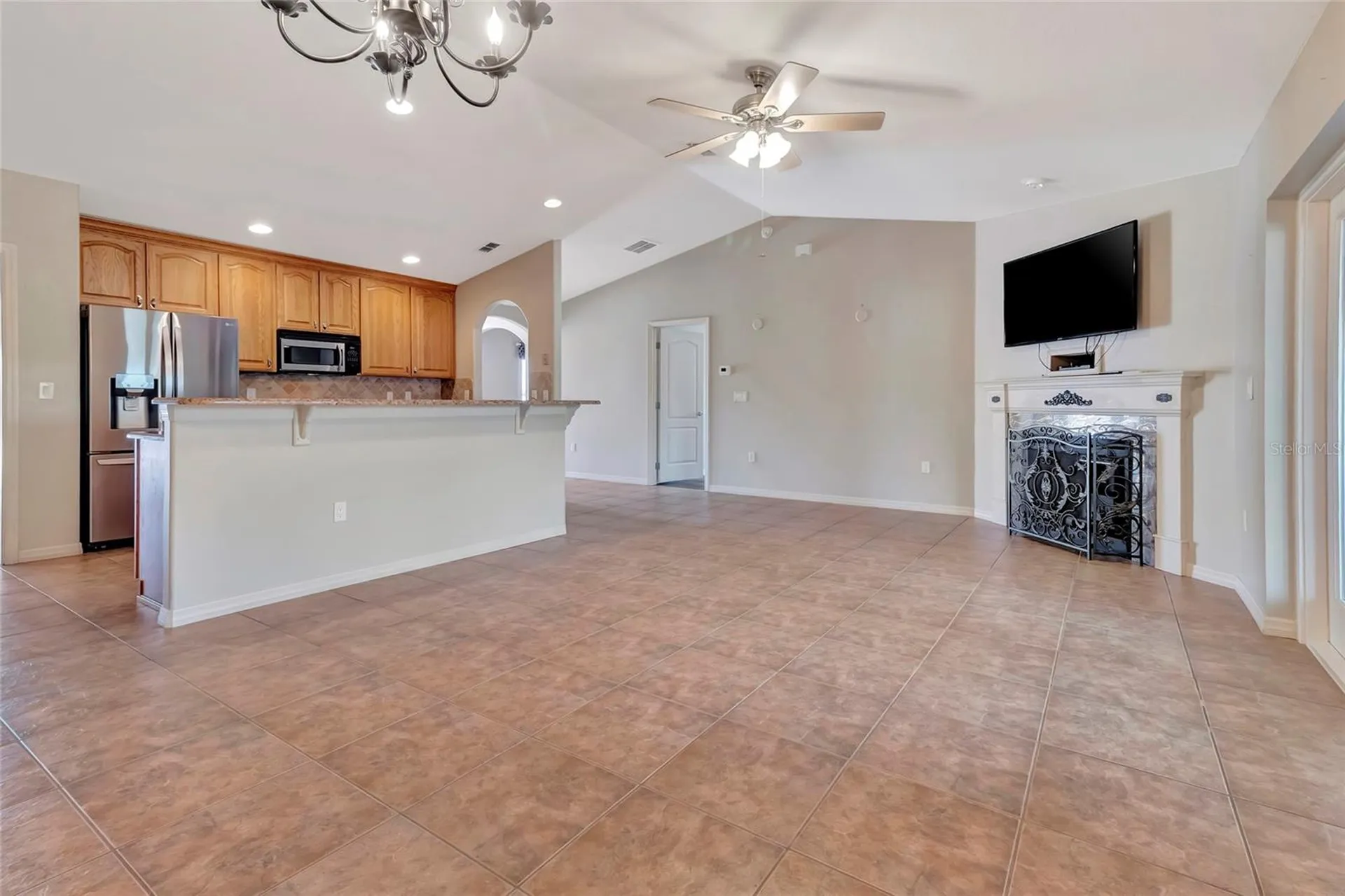 106 Fairway Circle Umatilla FL 32784