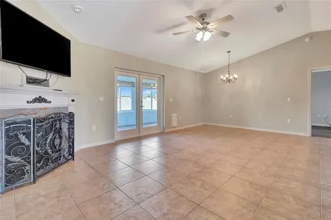 106 Fairway Circle Umatilla FL 32784