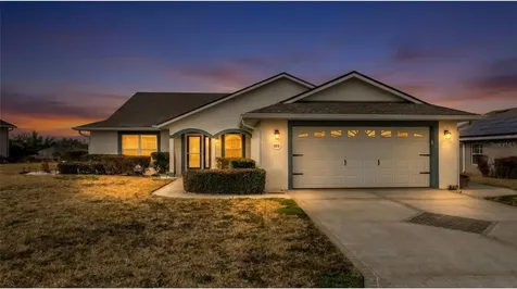 106 Fairway Circle Umatilla FL 32784