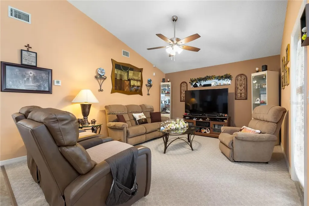 4 Washington Place Palm Coast FL 32164