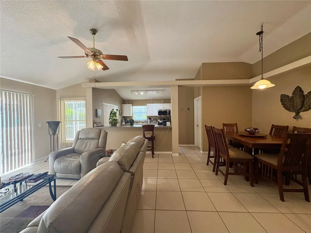 17744 Esprit Drive Tampa FL 33647