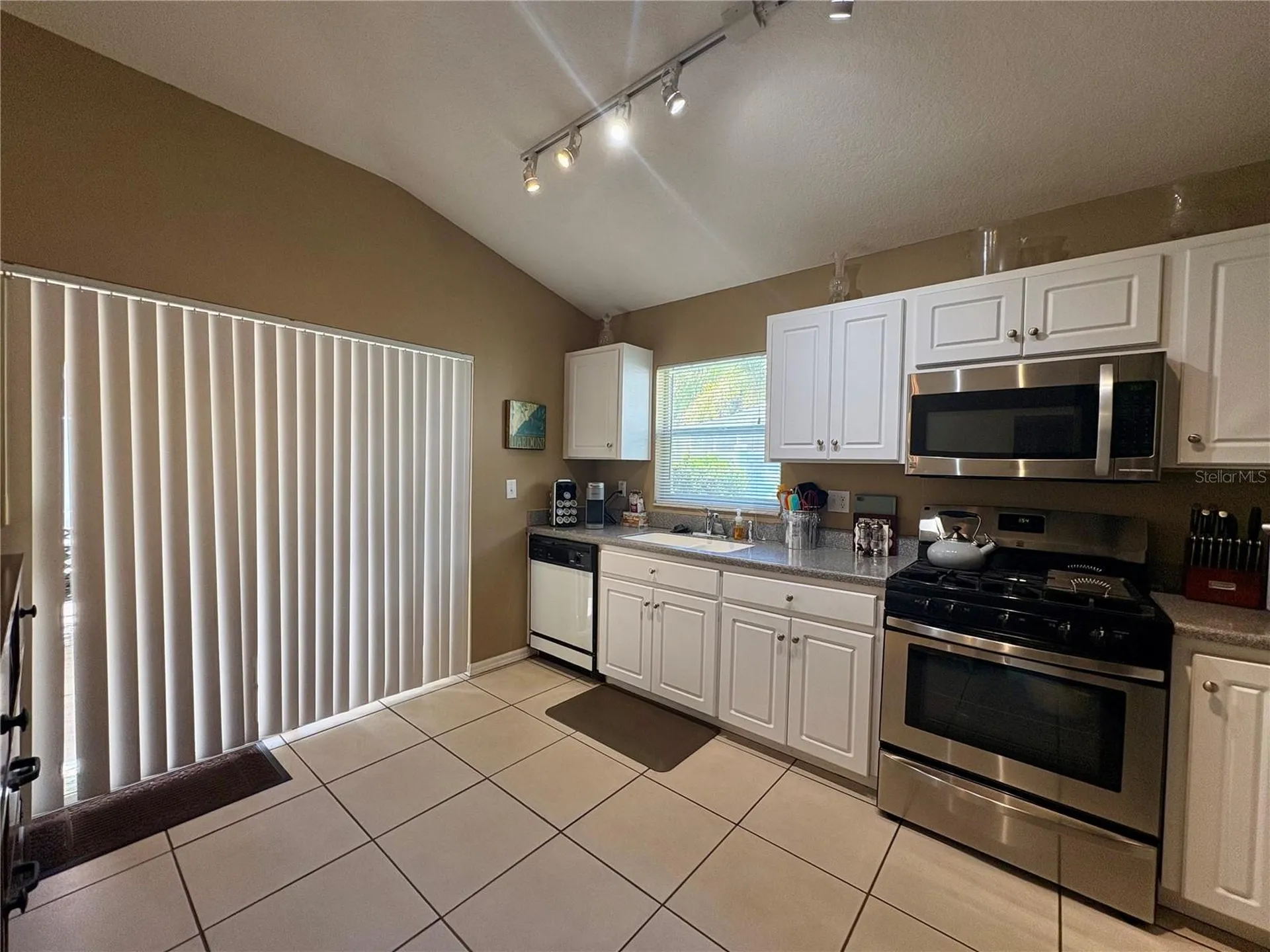 17744 Esprit Drive Tampa FL 33647