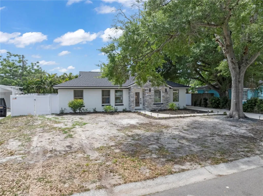 3440 17th Street N St Petersburg FL 33713