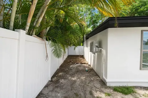3440 17th Street N St Petersburg FL 33713