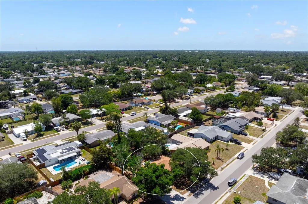 5446 Foxwood Drive Sarasota FL 34232