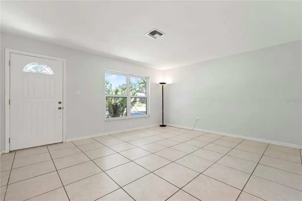 5446 Foxwood Drive Sarasota FL 34232