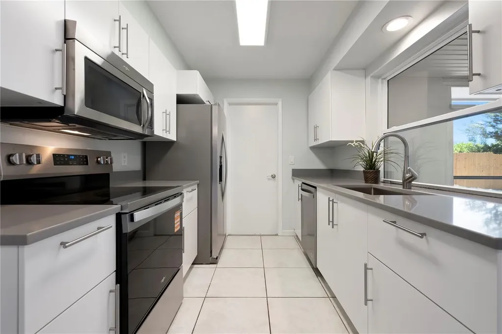 5446 Foxwood Drive Sarasota FL 34232