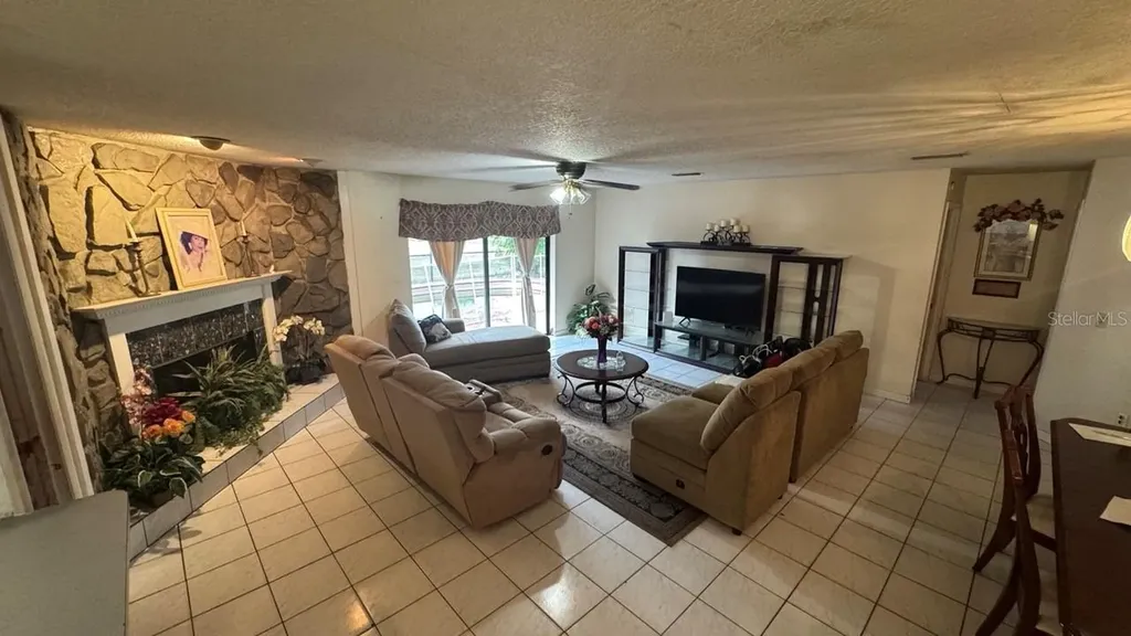 2102 28th Street Court E Palmetto FL 34221