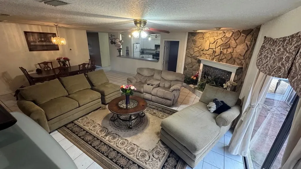 2102 28th Street Court E Palmetto FL 34221