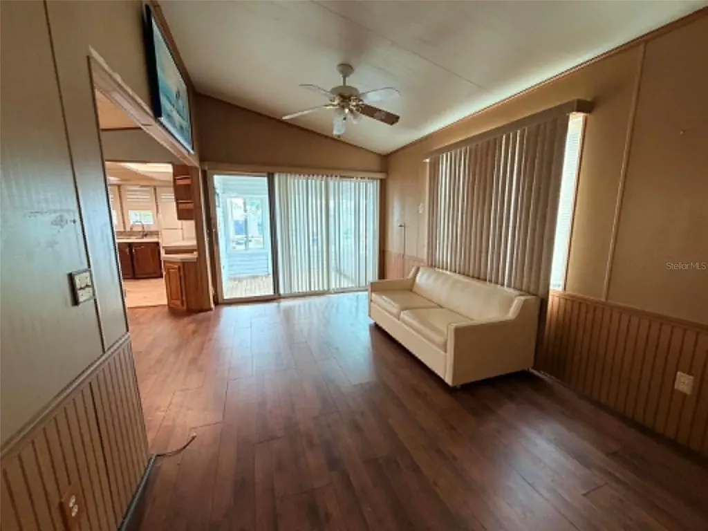 50989 Highway 27 Davenport FL 33897