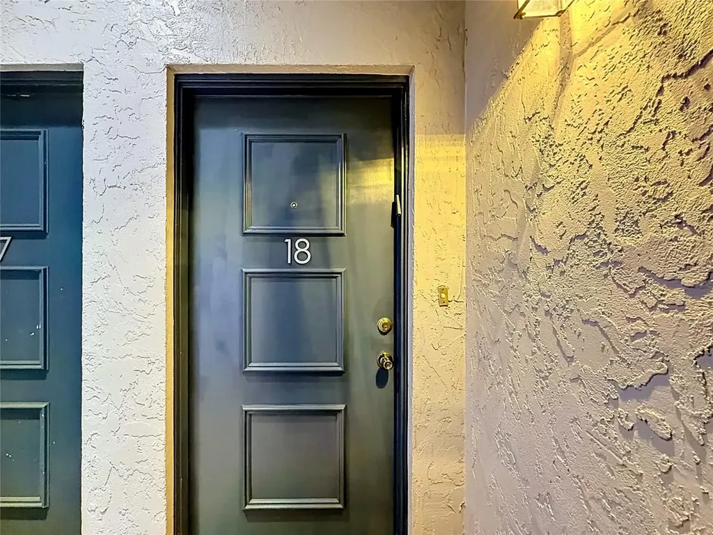 4405 W Fair Oaks Avenue Tampa FL 33611