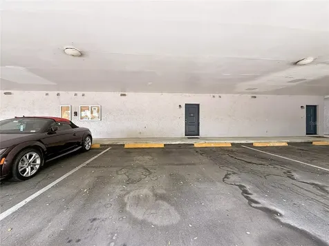 4405 W Fair Oaks Avenue Tampa FL 33611