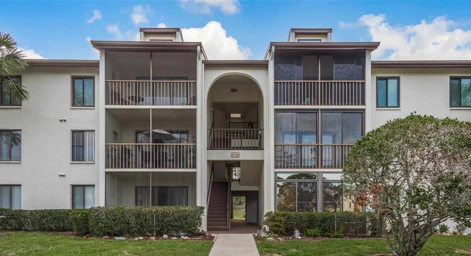 1871 Pine Ridge Way W Palm Harbor FL 34684