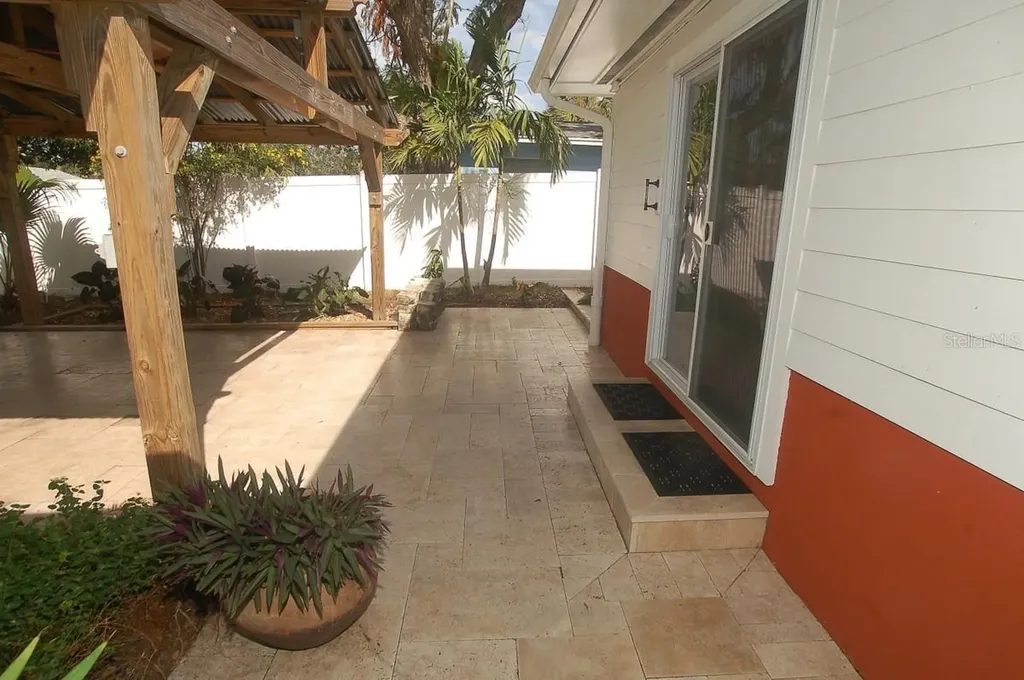 468 Limewood Avenue Dunedin FL 34698