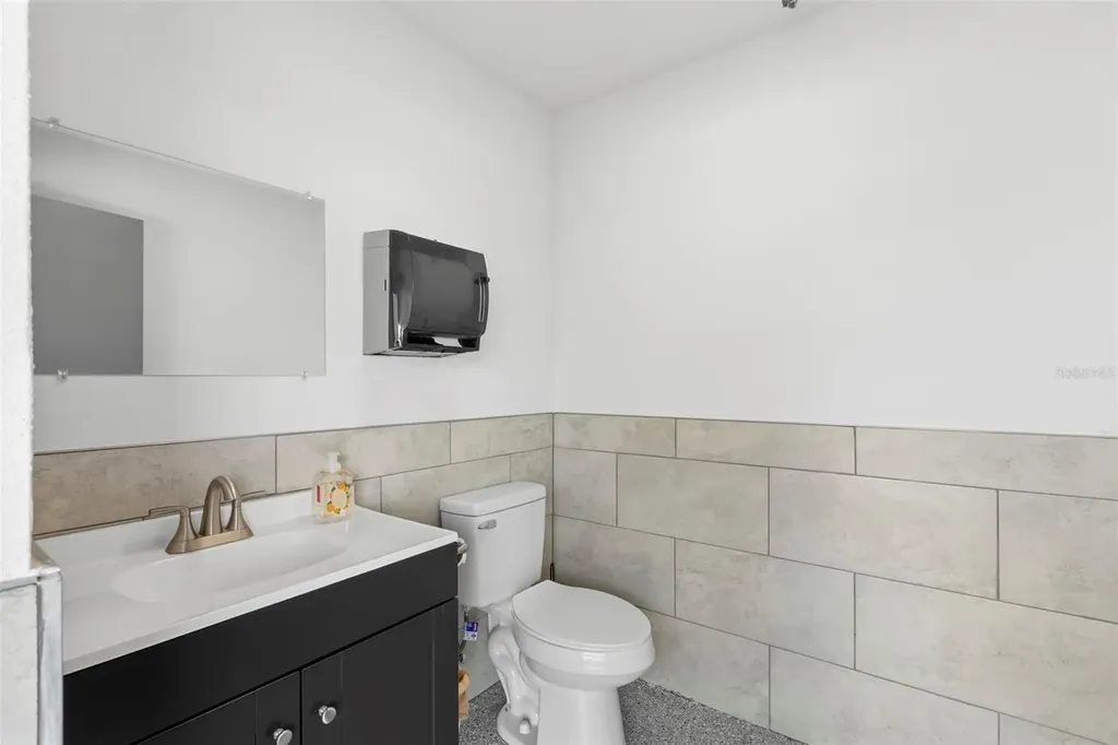1195 Kapp Drive Clearwater FL 33765