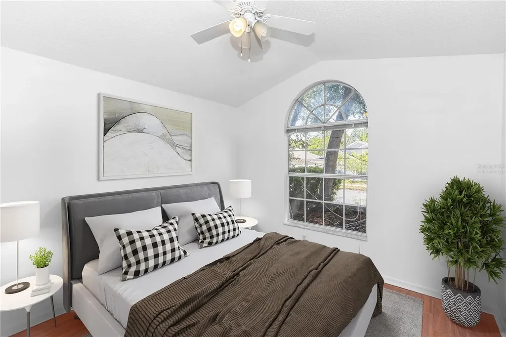 976 Royal Oaks Drive Apopka FL 32703