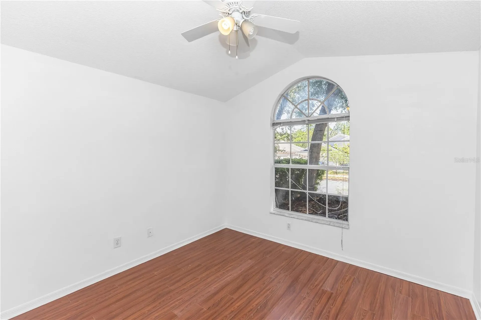 976 Royal Oaks Drive Apopka FL 32703