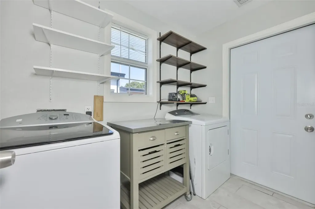 5211 4th Avenue S St Petersburg FL 33707