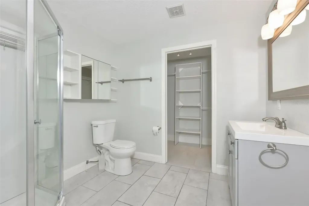 5211 4th Avenue S St Petersburg FL 33707