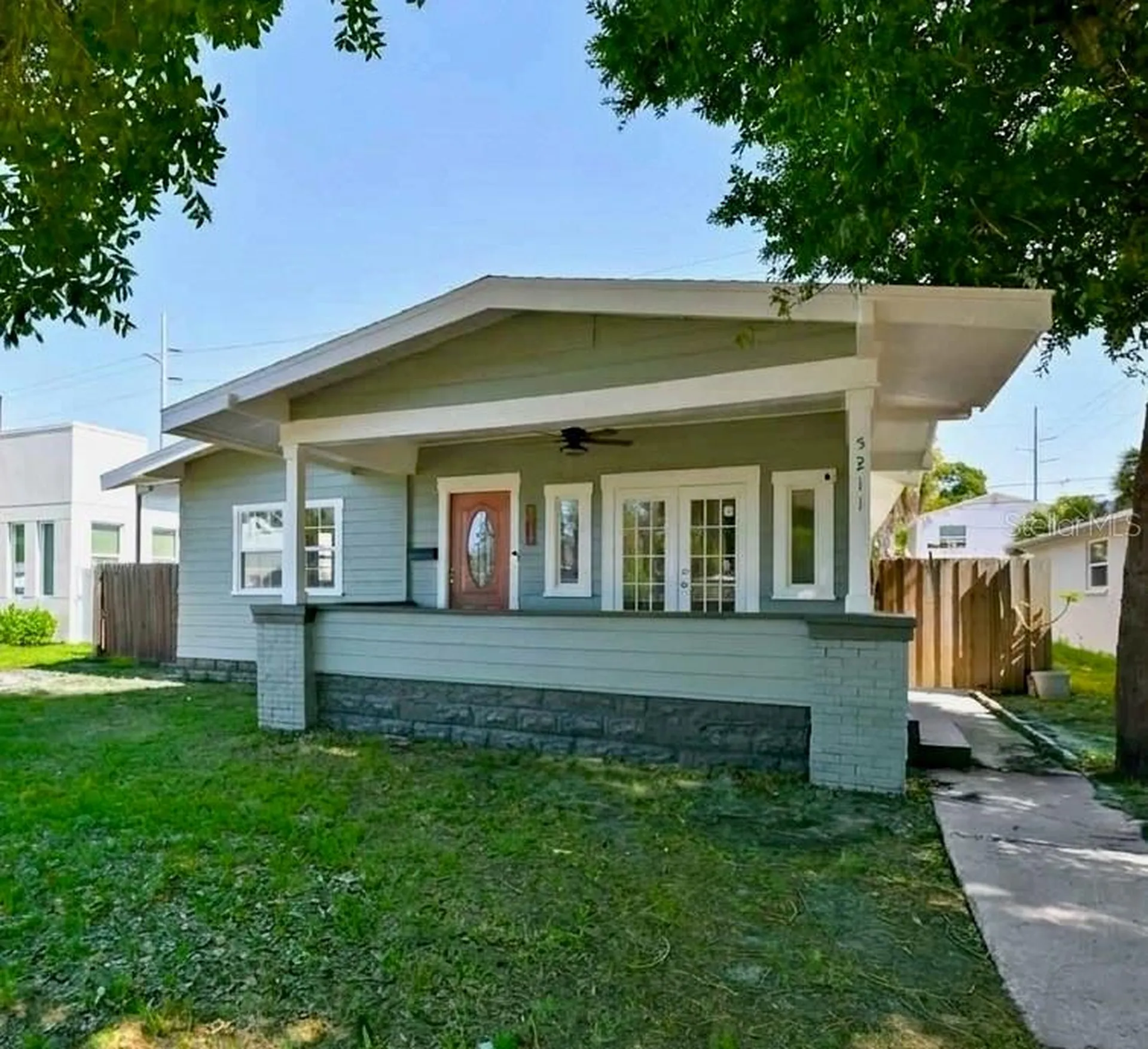 5211 4th Avenue S St Petersburg FL 33707