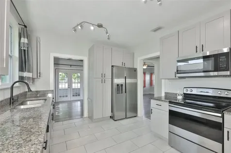 5211 4th Avenue S St Petersburg FL 33707
