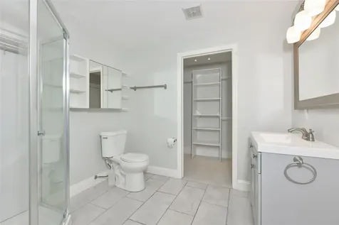 5211 4th Avenue S St Petersburg FL 33707